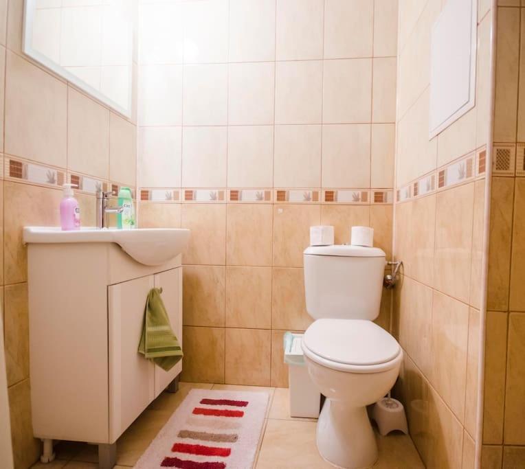 19 Cozy With Balcony Apartament