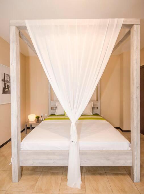 19 Cozy With Balcony Apartament