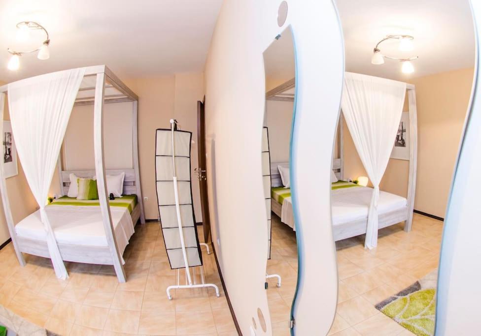 19 Cozy With Balcony Apartament *
